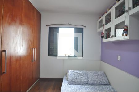 Casa de condomínio à venda com 200m², 3 quartos e 3 vagasQuarto 2