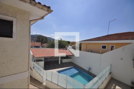 Casa de condomínio à venda com 200m², 3 quartos e 3 vagasVista da Sacada