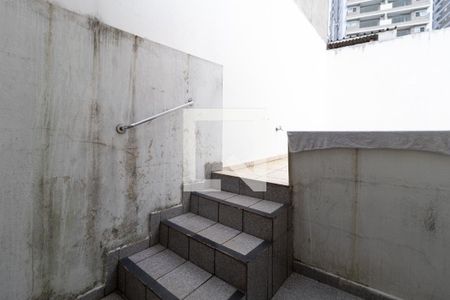 Casa para alugar com 100m², 2 quartos e 1 vagaQuintal