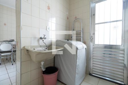 Casa para alugar com 100m², 2 quartos e 1 vagaÁrea de Serviço