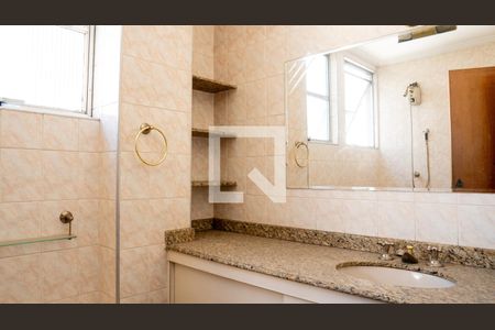 Apartamento para alugar com 154m², 4 quartos e 1 vagaBanheiro da Suíte