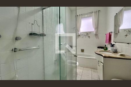 Apartamento à venda com 80m², 2 quartos e 1 vaga Apartamento à venda com 80m², 2 quartos e 1 vagaBanheiro