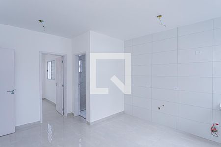 Sala, cozinha e área de serviço de apartamento para alugar com 1 quarto, 31m² em Vila Mangalot, São Paulo