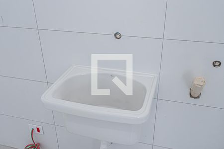 Sala, cozinha e área de serviço de apartamento à venda com 2 quartos, 48m² em Vila Mangalot, São Paulo