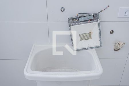 Sala, cozinha e área de serviço de apartamento à venda com 1 quarto, 33m² em Vila Mangalot, São Paulo