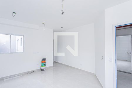 Sala, cozinha e área de serviço de apartamento para alugar com 1 quarto, 37m² em Vila Mangalot, São Paulo