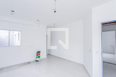 Sala, cozinha e área de serviço de apartamento à venda com 1 quarto, 33m² em Vila Mangalot, São Paulo