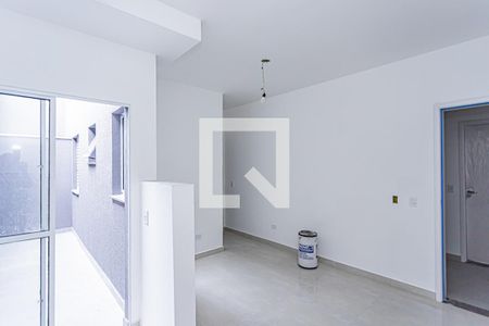 Sala e cozinha de apartamento à venda com 1 quarto, 37m² em Vila Mangalot, São Paulo