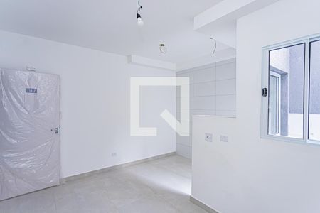 Sala e cozinha de apartamento à venda com 1 quarto, 37m² em Vila Mangalot, São Paulo