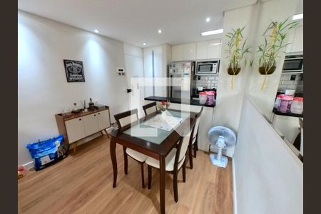 Sala de apartamento à venda com 3 quartos, 63m² em Jardim Íris, São Paulo