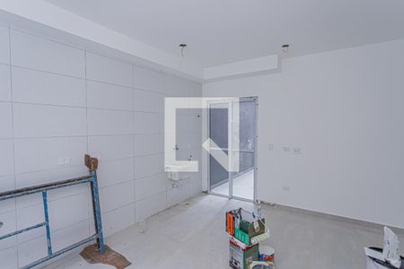 Sala, cozinha e área de serviço de apartamento à venda com 1 quarto, 45m² em Vila Mangalot, São Paulo