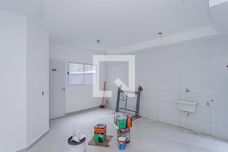 Sala, cozinha e área de serviço de apartamento à venda com 1 quarto, 45m² em Vila Mangalot, São Paulo