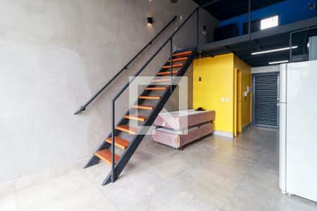 Sala de casa para alugar com 1 quarto, 37m² em Parque Maria Helena, São Paulo