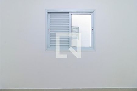 Quarto 1 de casa de condomínio para alugar com 2 quartos, 37m² em Parque Maria Helena, São Paulo