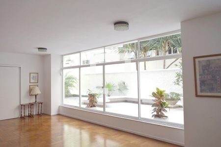 Apartamento à venda com 220m², 2 quartos e 2 vagasSalão de Festas