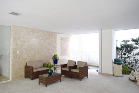 Apartamento à venda com 220m², 2 quartos e 2 vagasHall de entrada