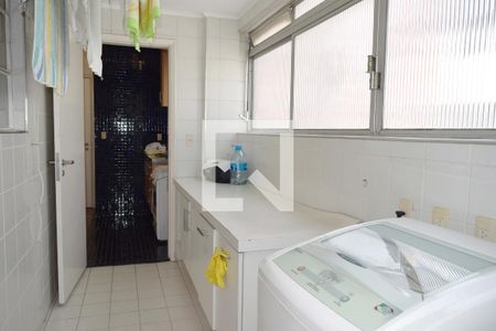 Apartamento à venda com 220m², 2 quartos e 2 vagasÁrea de Serviço