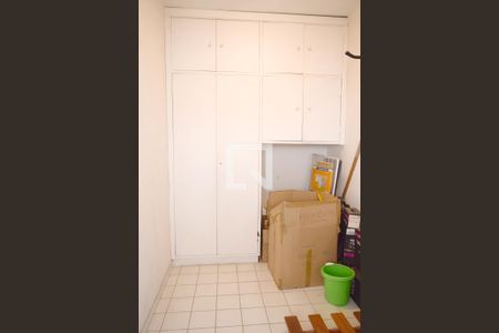 Apartamento à venda com 220m², 2 quartos e 2 vagasQuarto da Área de Serviço