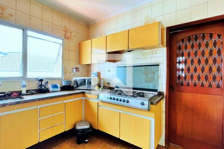 Casa à venda com 484m², 4 quartos e 5 vagasCozinha