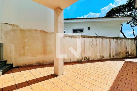 Casa à venda com 484m², 4 quartos e 5 vagasQuintal