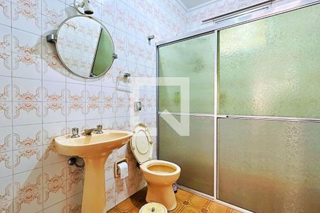 Casa à venda com 484m², 4 quartos e 5 vagasBanheiro 2