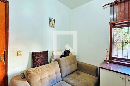 Casa à venda com 484m², 4 quartos e 5 vagasEscritório 1