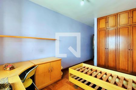 Casa à venda com 484m², 4 quartos e 5 vagasQuarto 1