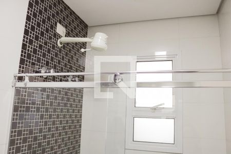 Casa à venda com 287m², 3 quartos e 4 vagasBanheiro da Suíte 2