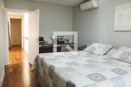 Casa à venda com 287m², 3 quartos e 4 vagasSuíte 3