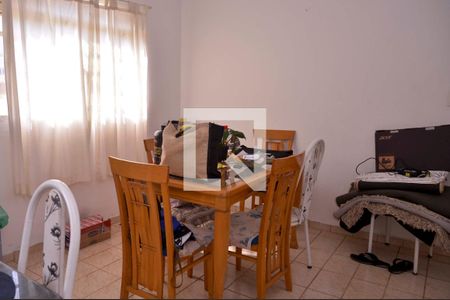 Casa à venda com 270m², 3 quartos e 2 vagas Casa à venda com 270m², 3 quartos e 2 vagasCozinha