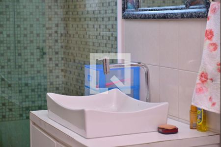 Casa à venda com 270m², 3 quartos e 2 vagas Casa à venda com 270m², 3 quartos e 2 vagasBanheiro