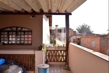 Casa à venda com 270m², 3 quartos e 2 vagas Casa à venda com 270m², 3 quartos e 2 vagasSacada