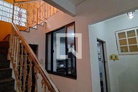 Casa à venda com 160m², 4 quartos e 1 vagaÁrea de serviço 