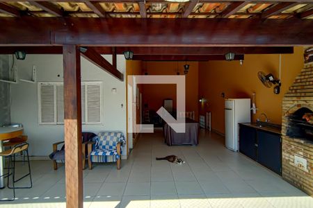 Casa à venda com 160m², 4 quartos e 1 vagaÁrea externa