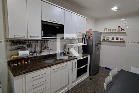 Casa à venda com 160m², 4 quartos e 1 vagaCozinha 