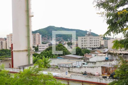 Vista do Quarto 1 de apartamento para alugar com 2 quartos, 40m² em Madureira, Rio de Janeiro