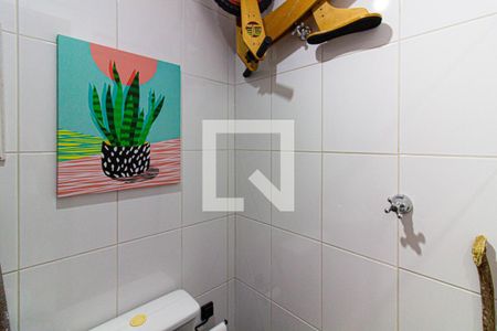 Apartamento à venda com 106m², 3 quartos e 2 vagas Apartamento à venda com 106m², 3 quartos e 2 vagasBanheiro de Serviço