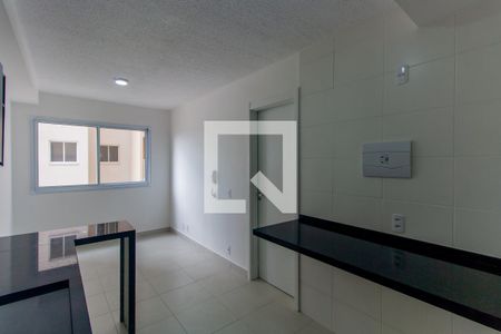 Sala de apartamento para alugar com 1 quarto, 28m² em Vila Ema, São Paulo