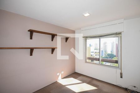 Quarto de apartamento à venda com 2 quartos, 103m² em Vila Suzana, São Paulo
