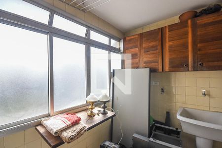 Apartamento à venda com 103m², 2 quartos e 1 vagaÁrea de Serviço