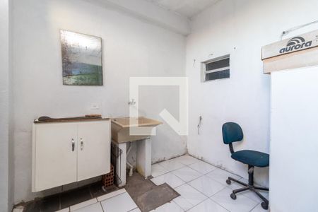 Casa à venda com 270m², 6 quartos e 4 vagasÁrea de Serviço 2