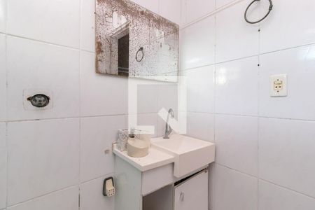 Casa à venda com 270m², 6 quartos e 4 vagasBanheiro 3