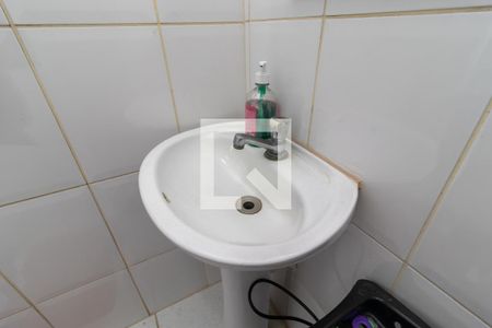 Casa à venda com 270m², 6 quartos e 4 vagasBanheiro 2