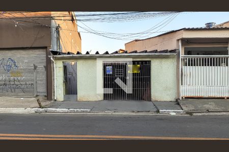 Casa à venda com 270m², 6 quartos e 4 vagasFachada