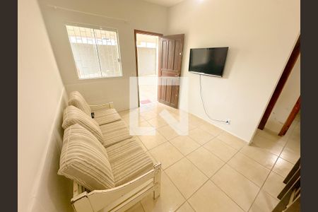 Sala de TV de apartamento para alugar com 2 quartos, 55m² em São João do Rio Vermelho, Florianópolis
