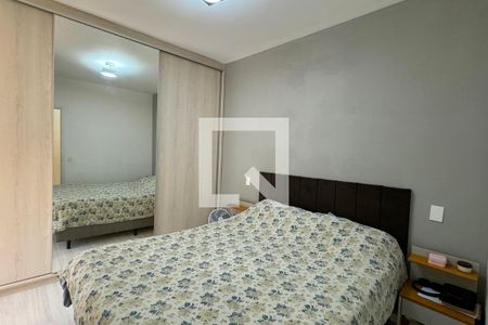 Suíte 1 de apartamento à venda com 2 quartos, 72m² em Jardim Tupanci, Barueri