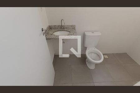Apartamento para alugar com 61m², 2 quartos e 1 vaga Apartamento para alugar com 61m², 2 quartos e 1 vagaBanheiro da Suíte