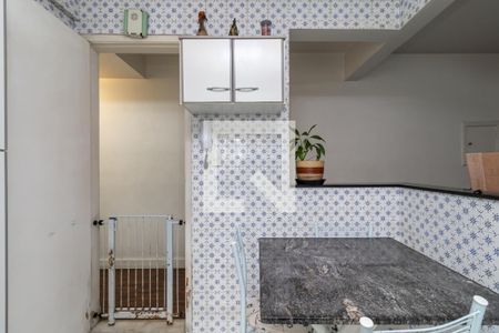Apartamento à venda com 72m², 2 quartos e sem vagaCozinha