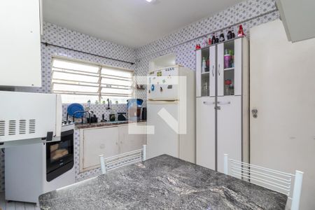 Apartamento à venda com 72m², 2 quartos e sem vagaCozinha