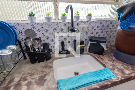 Apartamento à venda com 72m², 2 quartos e sem vagaCozinha